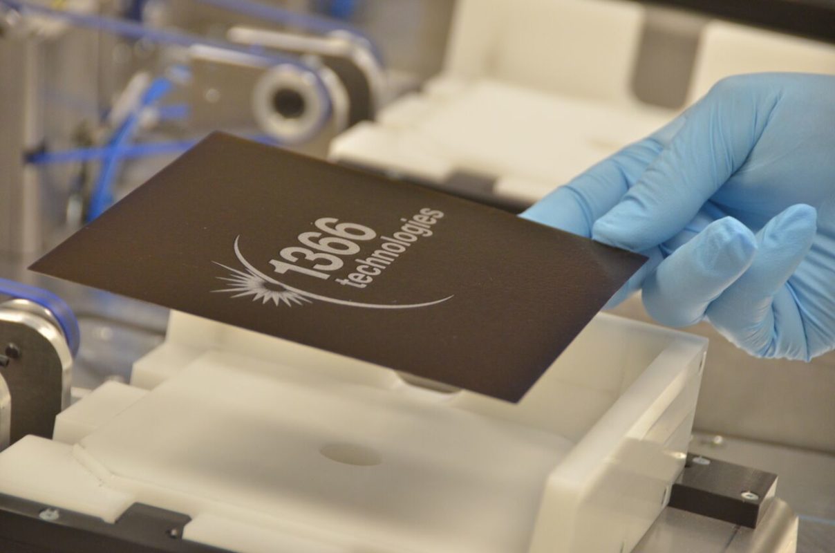 1366 Technologies said that its ‘Direct Wafer’ (156mm x 156mm) multicrystalline wafers and Hanwha Q CELLS ‘Q.ANTUM’ PERC (Passivated Emitter Rear Contact) solar cell process efficiency milestone was independently confirmed by the Fraunhofer ISE CalLab. Image: 1366 Technologies