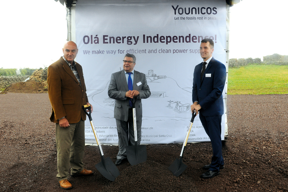 The project's ground-breaking ceremony. Image: Younicos.