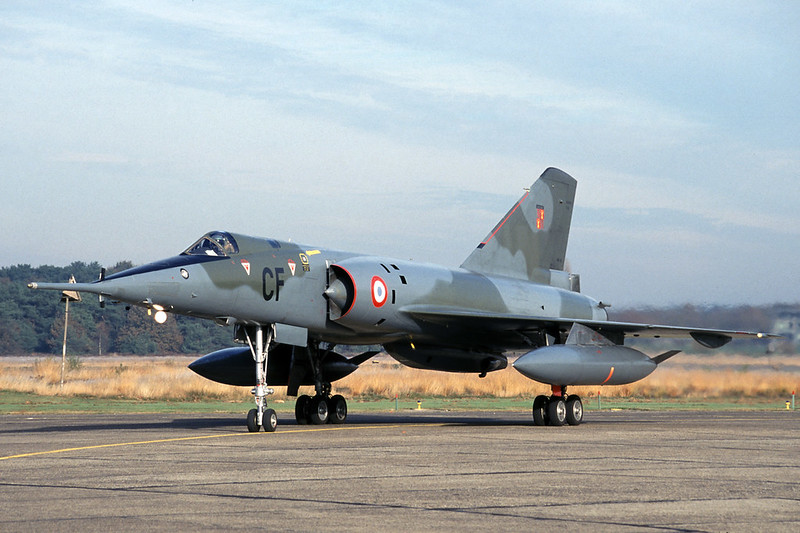 The Creil airbase witnessed its last ever aircraft takeoff in August 2016 but remains an operation centre for the French army. Image credit: Rob Schleiffert / Flickr