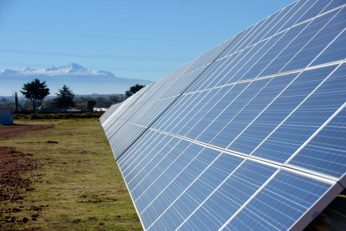 The facility is designed to assist independent power producers (IPP) developing renewable-energy projects in Africa to reach the liquidity they need in case their off-taker delays payment. Image: Presidencia de la Republica Mexicana / Flickr