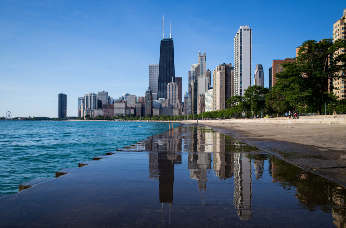 Other objectives include expanding Illinois’ Renewable Portfolio Standard (RPS) from its current requirement of 25% of renewable energy by 2025 to 40% renewables by 2030. Image: Roman Boed / Flickr
