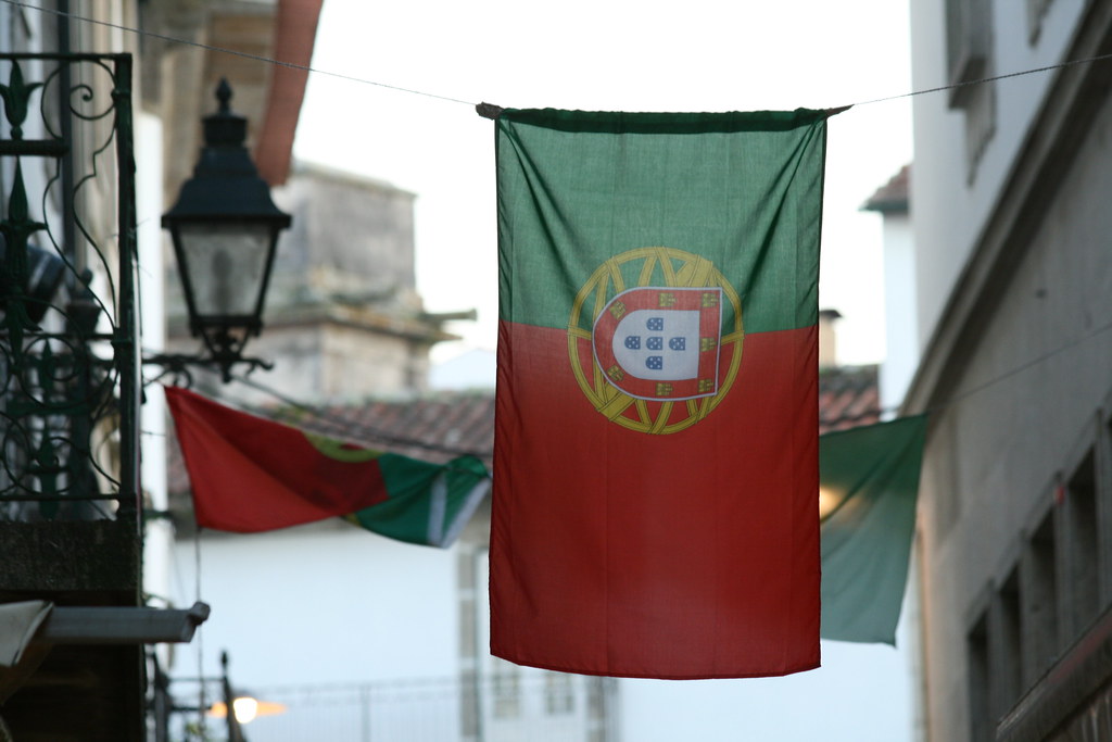 The tender is part of Portugal’s plans to push PV capacity from 572MW (2018) to 8.1GW-9.9GW (2030) (Credit: Flickr / Contando Estrelas)