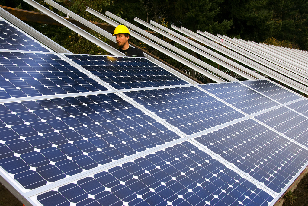 The 100MW project is expected to generate enough energy for 20,000 homes. Image: Oregon Department of Transportation / Flickr