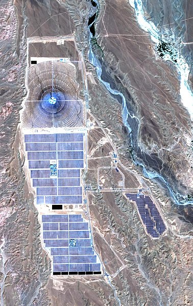 The Noor-Ouarzazate solar plant. Source: Wikimedia commons