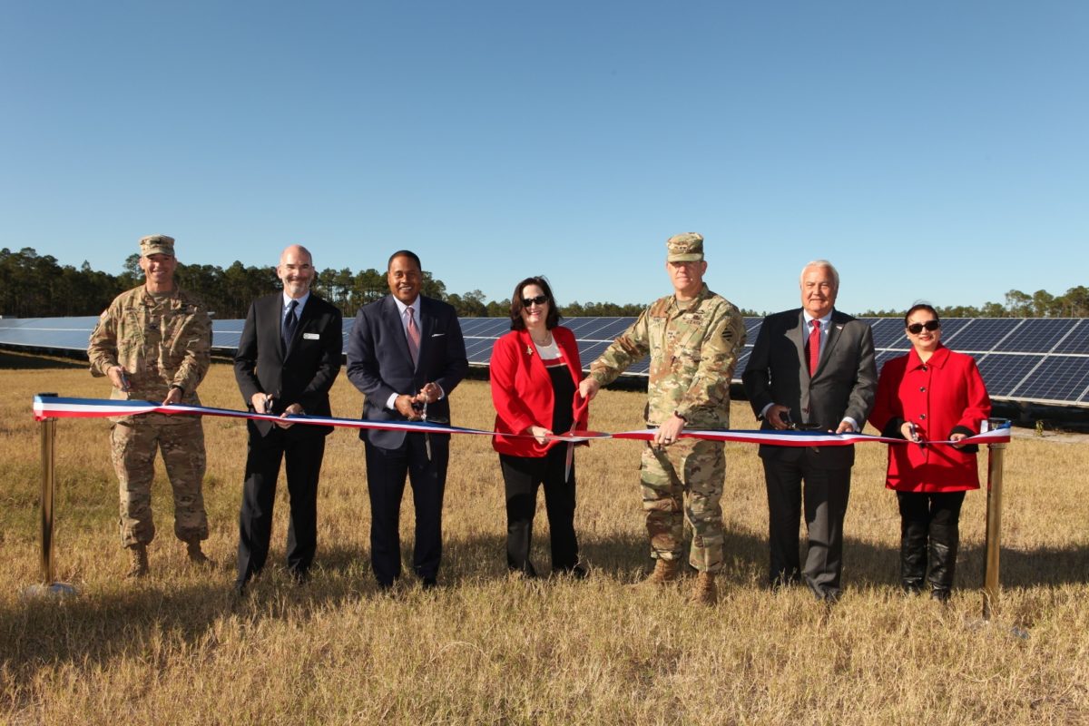Leaders from Georgia Power and the US Army joined elected officials, community leaders and other dignitaries at Fort Stewart near Hinesville to dedicate the new on-base solar facility. Source: Georgia Power