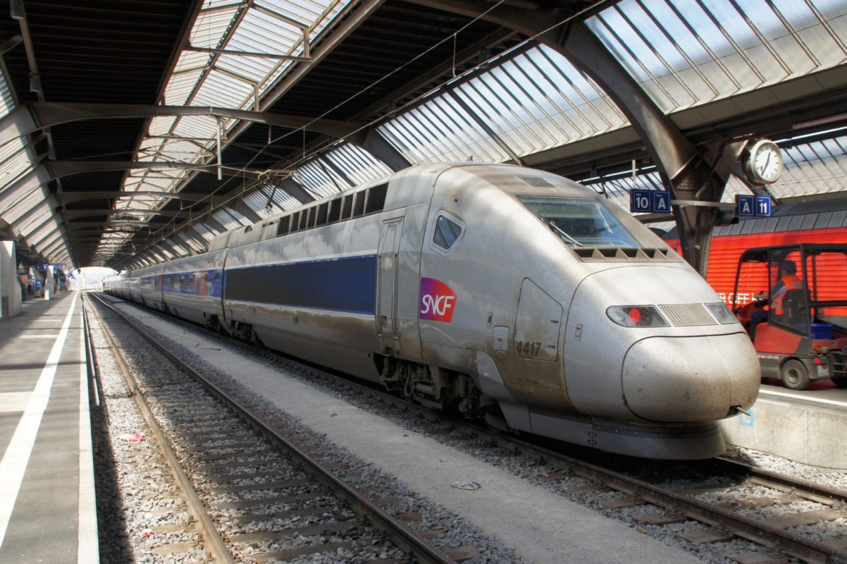 Supply to SNCF's trains will come via three plants in southern France, set for commissioning between 2022 and 2023 (Credit: Flickr / Gerard - Nicolas Mannes)