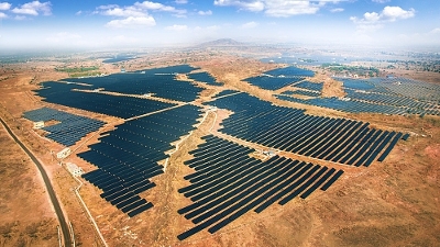 A 100MW project in Rajasthan. Image credit: Azure Power.