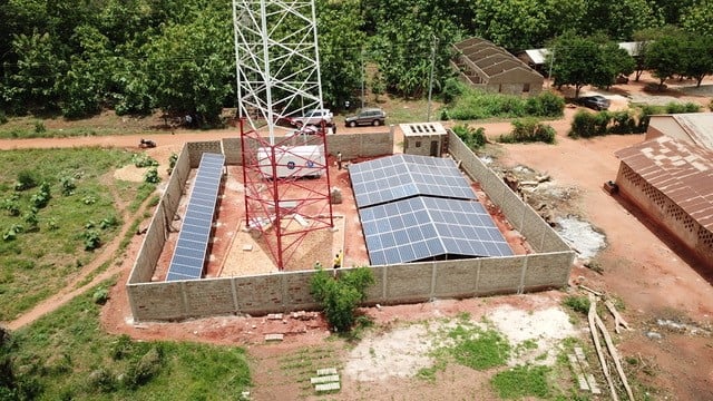 Tomorrow’s Connected Community was rolled out in the rural village of Sikpé Afidégnon in Togo, following its inauguration by Faure Gnassingbé, President of the Republic of Togo.