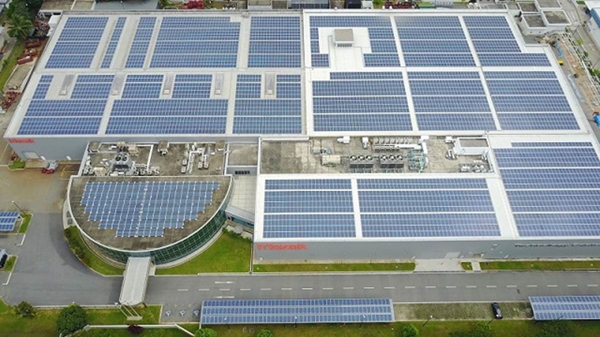 Cleantech Solar’s rooftop system for Yamazaki Mazak. Image: Cleantech Solar.