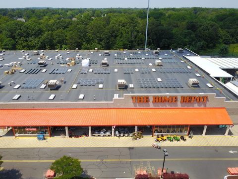 The 11.9MW rooftop PV portfolio will be comprised of 30,000 rooftop solar panels and cut electricity demand by an estimated 30 to 35% annually at each Home Depot store. Image: Current