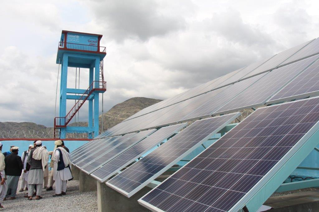 The new PV-powered water pipes will bring water to over 3,000 vulnerable people in the eastern city of Jalalabad. Image credit: UNICEF Afghanistan on Twitter