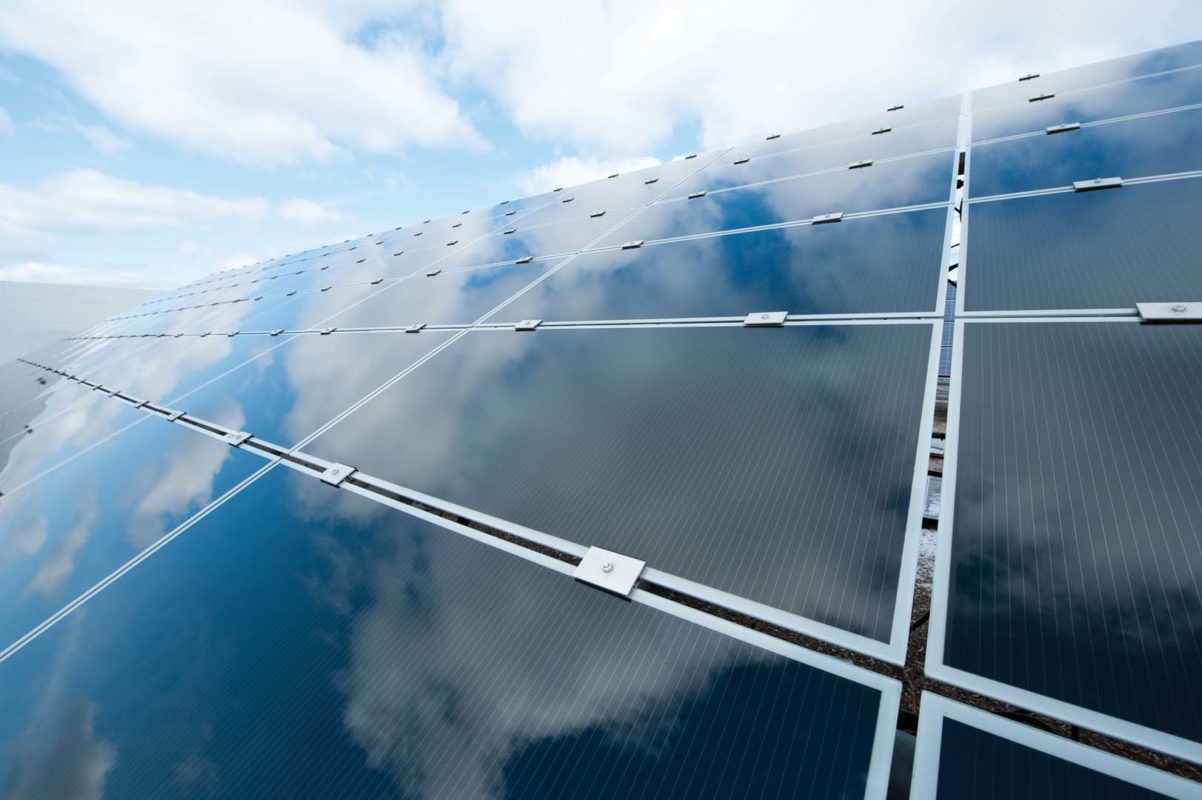 First Solar modules are ideal for the Australian climate due to their lower temperature coefficient, linear shading and spectral response. Source: First Solar