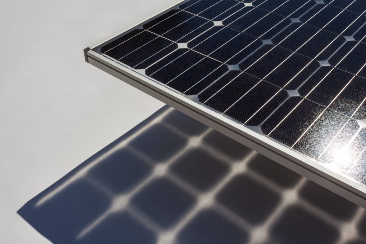 Users can now investigate the effect of a second photoactive side of the solar cell within the module stack. Image: Fraunhofer ISE