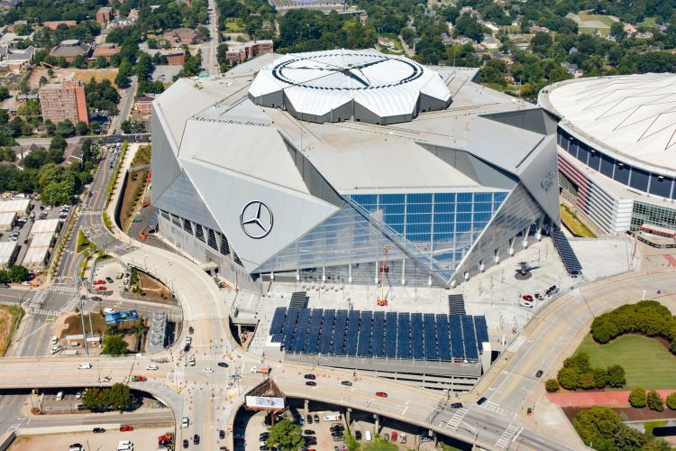 The Atlanta Falcons’ new NFL arena, Mercedes Benz Stadium, possesses a solar array capable of generating enough electricity to power 10 home games each season. Image: Georgia Power