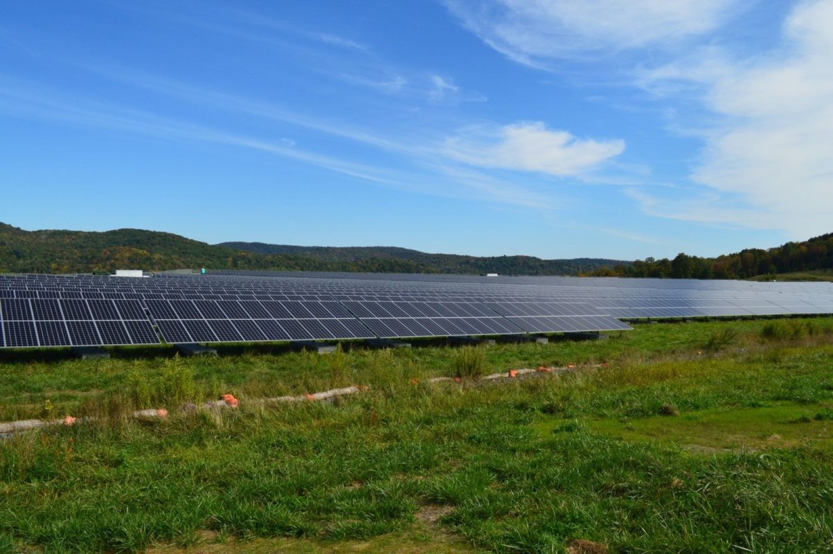 The PV project is built atop a former copper mine that previously produced 3.25 million tons of ore during a stretch from the early 1800s through 1958. Image: Greenwood Energy