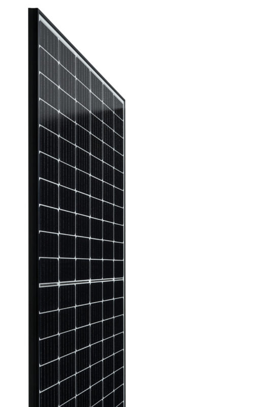 Hanwha Q CELLS Q.PEAK DUO-G5 module and Q.PEAK DUO BLK-G5 version use monocrystalline half-cut PERC (Passivated Emitter Rear Cell) technology in a six bus bar design, enabling module power classes up to 330Wp and 320Wp, respectively.