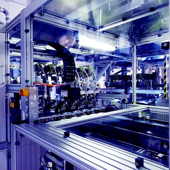 Production equipment for Hevel’s mass production of heterojunction cells and modules. Image: Hevel Solar