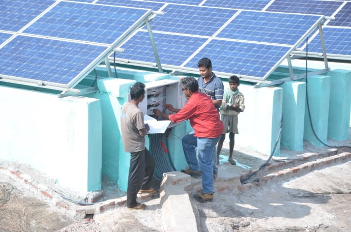 A micro-grid in India. Credit: MLinda