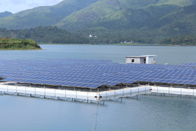 A floating solar plant in the Indian state of Kerala. Image: Adtech Systems.