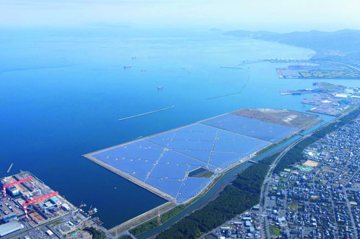 In terms of expanding its renewable energy generation business, Marubeni plans to boost the power generated by renewable sources from its own net power supply from 10% to 20% by 2023. Image: Marubeni