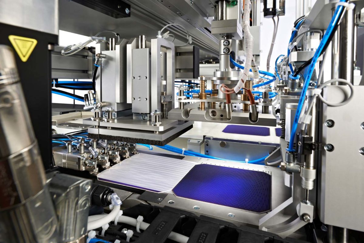 Its future PV business activities in Europe will be focused on advanced technologies such as Heterojunction (HJT), ‘SmartWire Connection Technology’ (SWCT) and tandem cell technologies, primarily at its facilities in Hohenstein-Ernstthal, Germany. Image: Meyer Burger