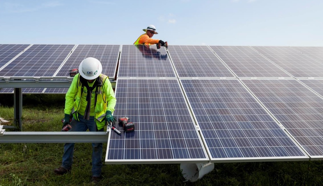 With solar industry funding declining by 24% to US$9.7 billion in 2018, compared to US$12.8 billion raised in 2017, trade and policies issues created uncertainties in the finance sector, which could linger through 2019. Image: NextEra