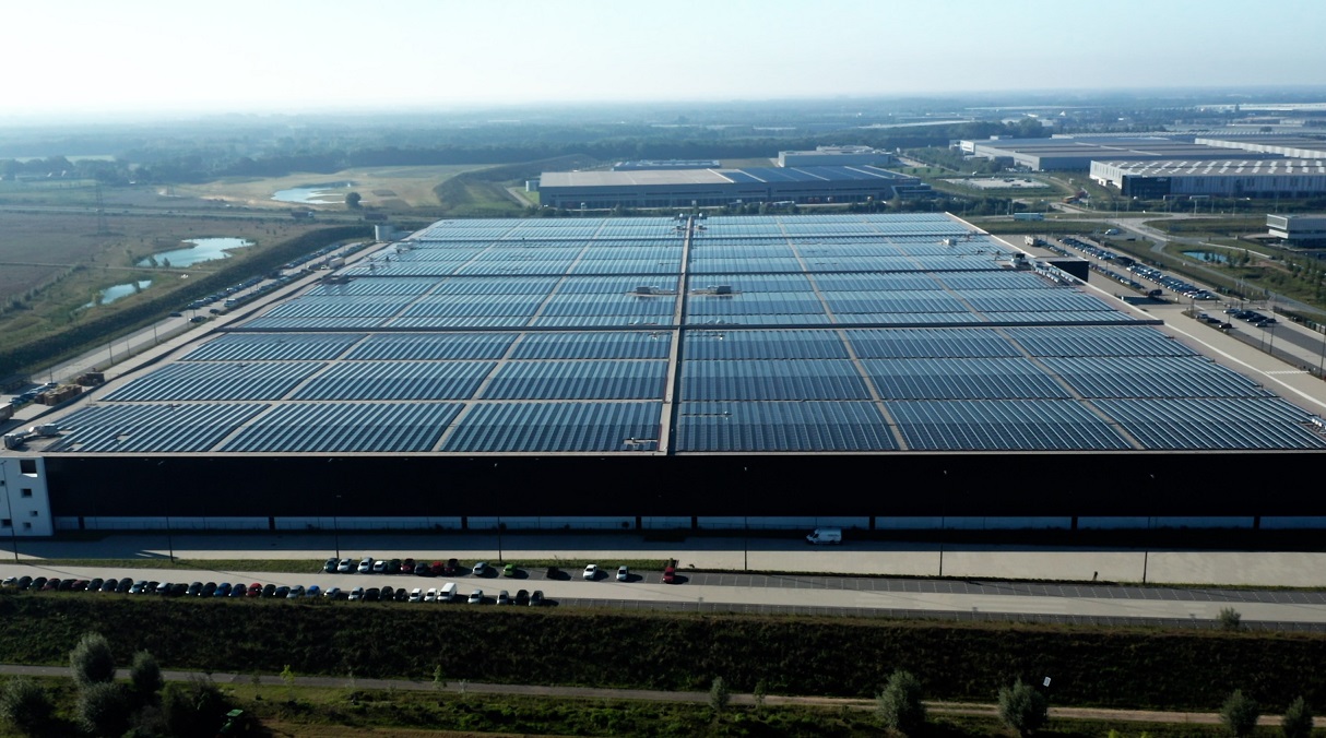 All electricity at the 110,000-square-metre warehouse in Venlo will be covered by the solar installation. Image: PVH Corp.