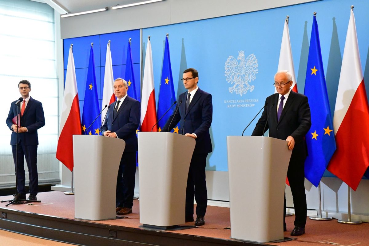Prime minister Mateusz Morawiecki (centre) said Poland wants to bring about 