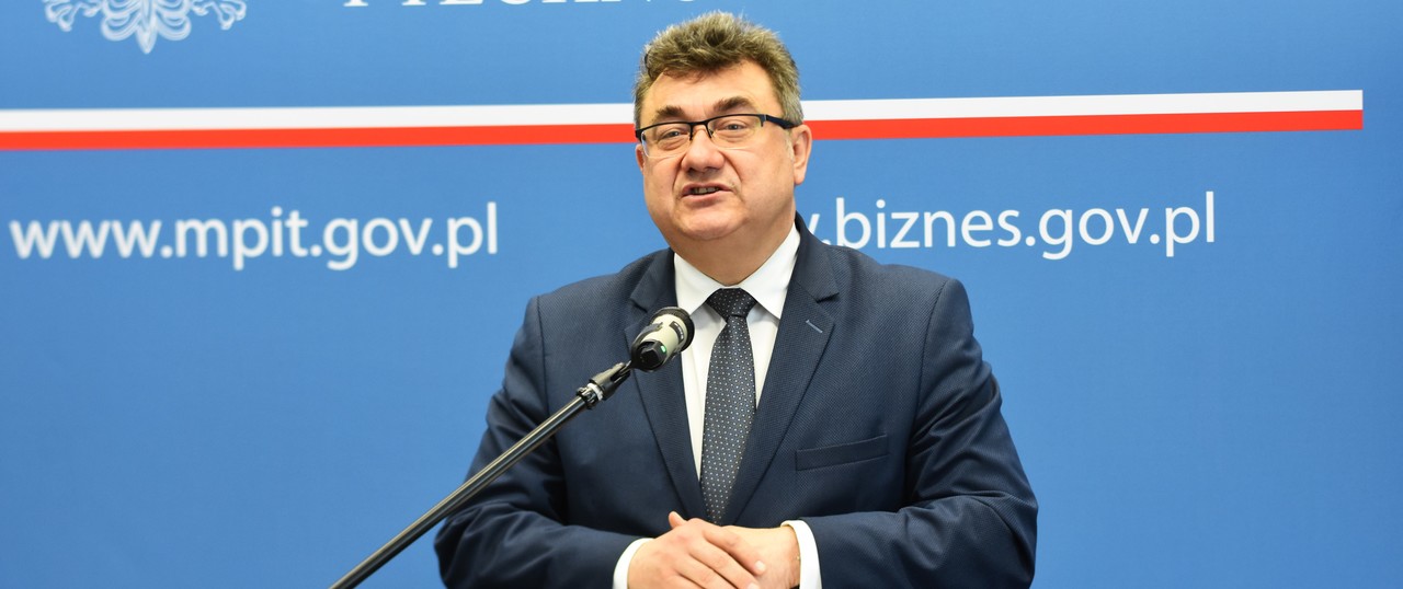 The scheme unveiled by deputy minister Tobiszowski will cover purchases and assembly of solar panels (Credit: Polish government)