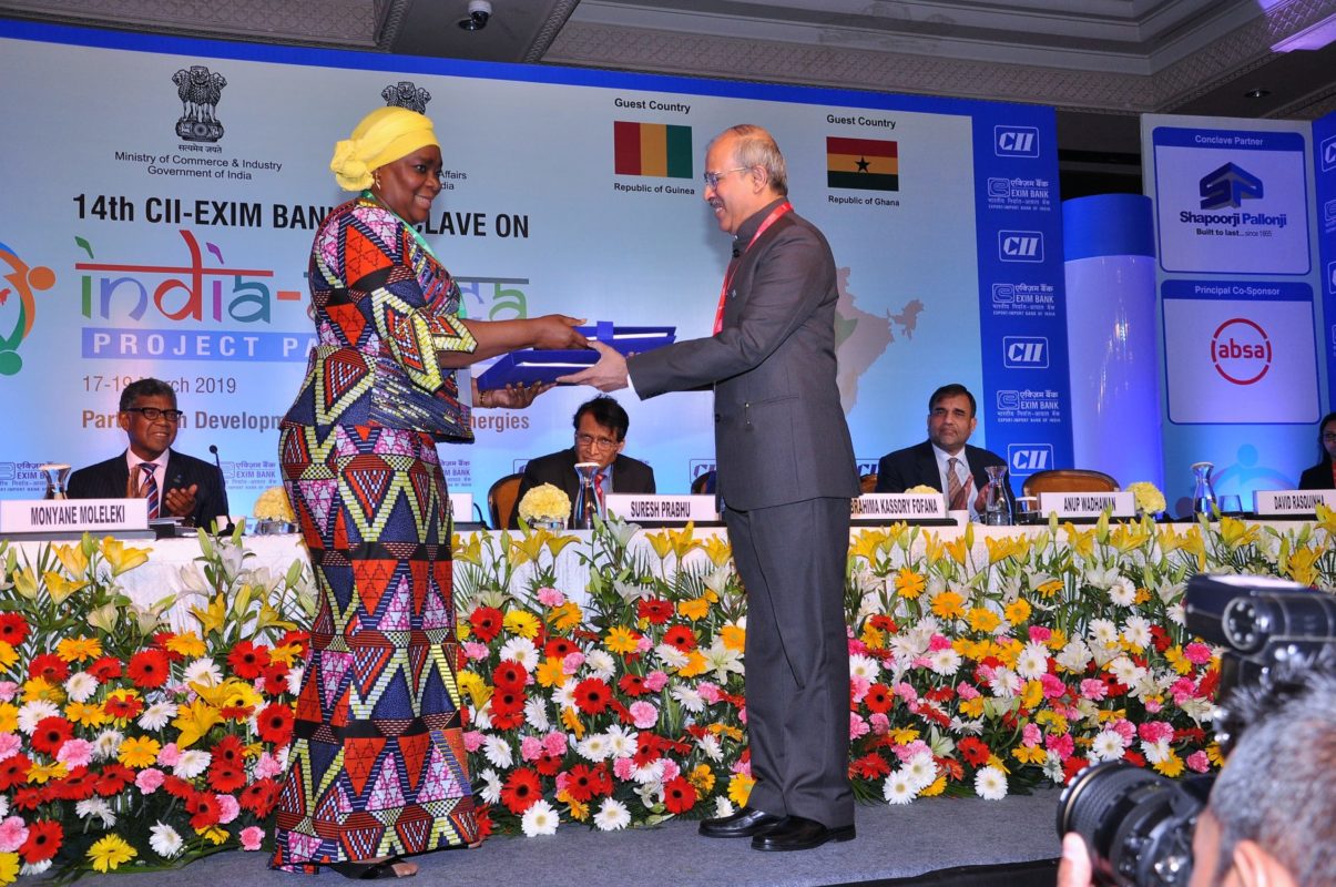 The DRC ambassador and Exim's managing director at the New Delhi event (Credit: Exim Bank)