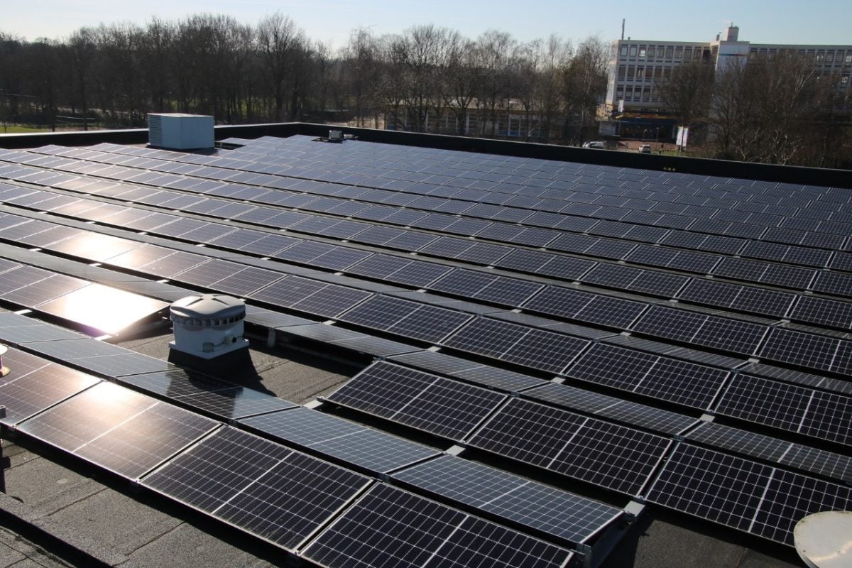 Q CELLS direct marketing service for businesses with PV systems (100 to 750 kWp) can sell any electricity surplus to Q CELLS and take advantage of the associated market premium paid by the state to commercial operators of PV systems. Image: Q CELLS