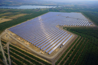 An RWE PV plant in Hungary. Image: RWE.