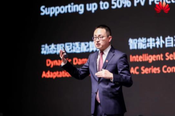 Tony Xu, Huawei Smart PV Business President, delivers a keynote speech at SNEC. Credit: Huawei