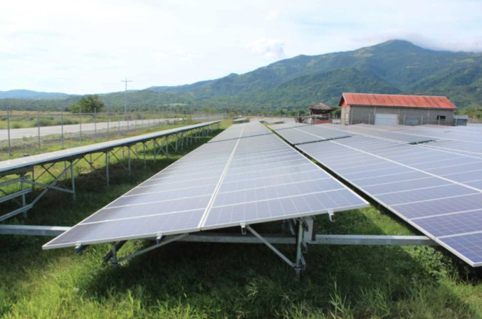 A Solar Philippines mini-grid in Mindoro using Tesla batteries, the like of which SPSB plans to set up across the Philippines. Credit: Tom Kenning