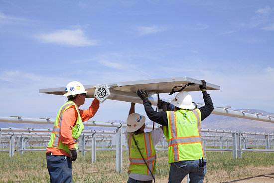 Once completed, the Covington solar plant is expected to generate enough electricity to serve the needs of 1,000 average homes in Oklahoma. Image: SunPower