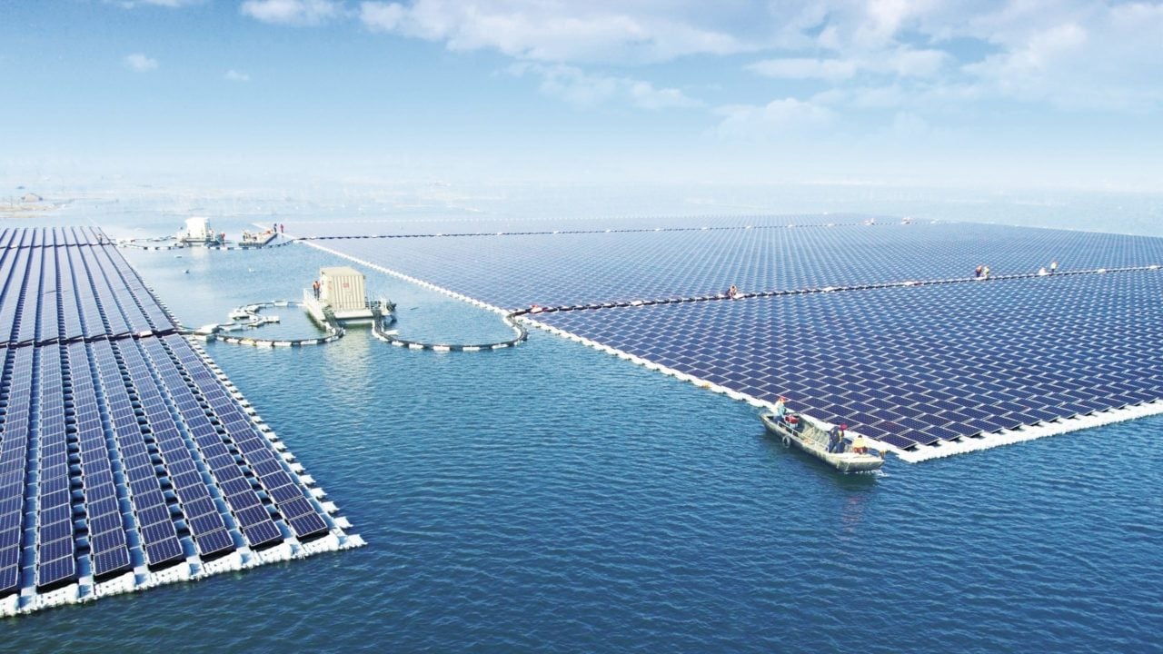 Sungrow supplied the largest (40MW) floating solar power plant with central inverters that was completed in early 2017. Image: Sungrow