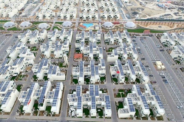 The Sustainable City already boasts rooftop solar installs upon its residential villas.