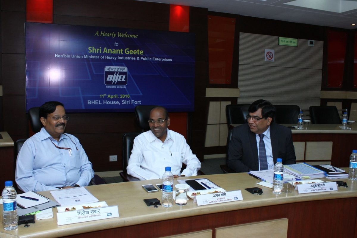Minister of heavy industries and public enterprises Anant Geete visits BHEL in New Delhi. Credit: BHEL