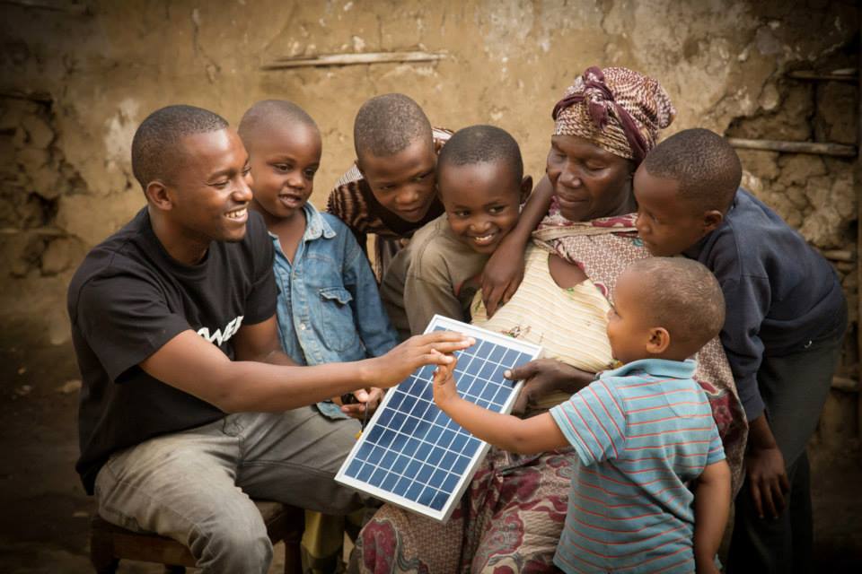 The report was prepared in conjunction with Lighting Global, the World Bank Group’s platform  supporting sustainable growth of the international  off-grid solar market. Image: Off Grid Electric.