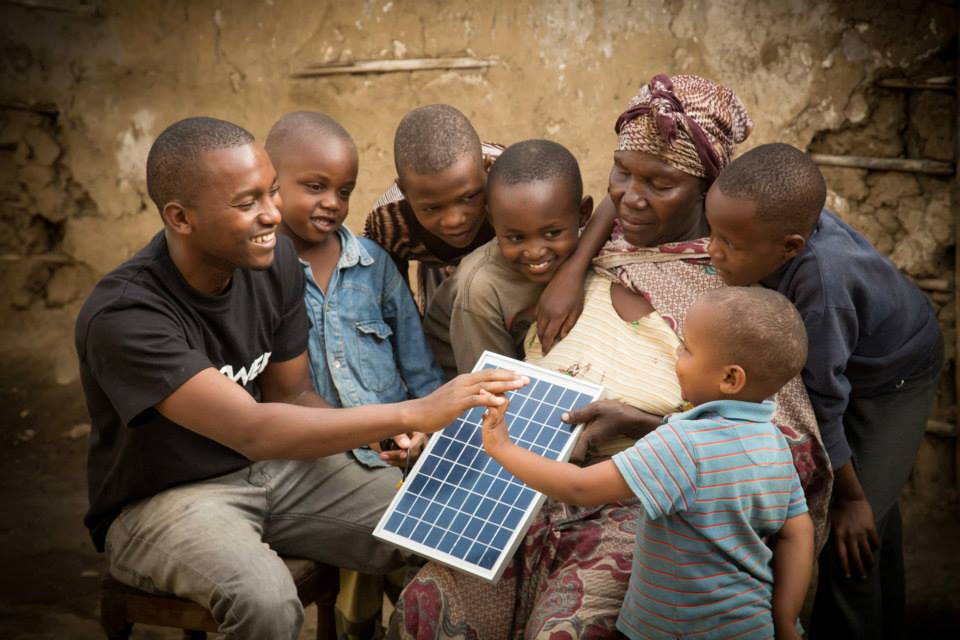 The report was prepared in conjunction with Lighting Global, the World Bank Group’s platform supporting sustainable growth of the international off-grid solar market. Image: Off Grid Electric.