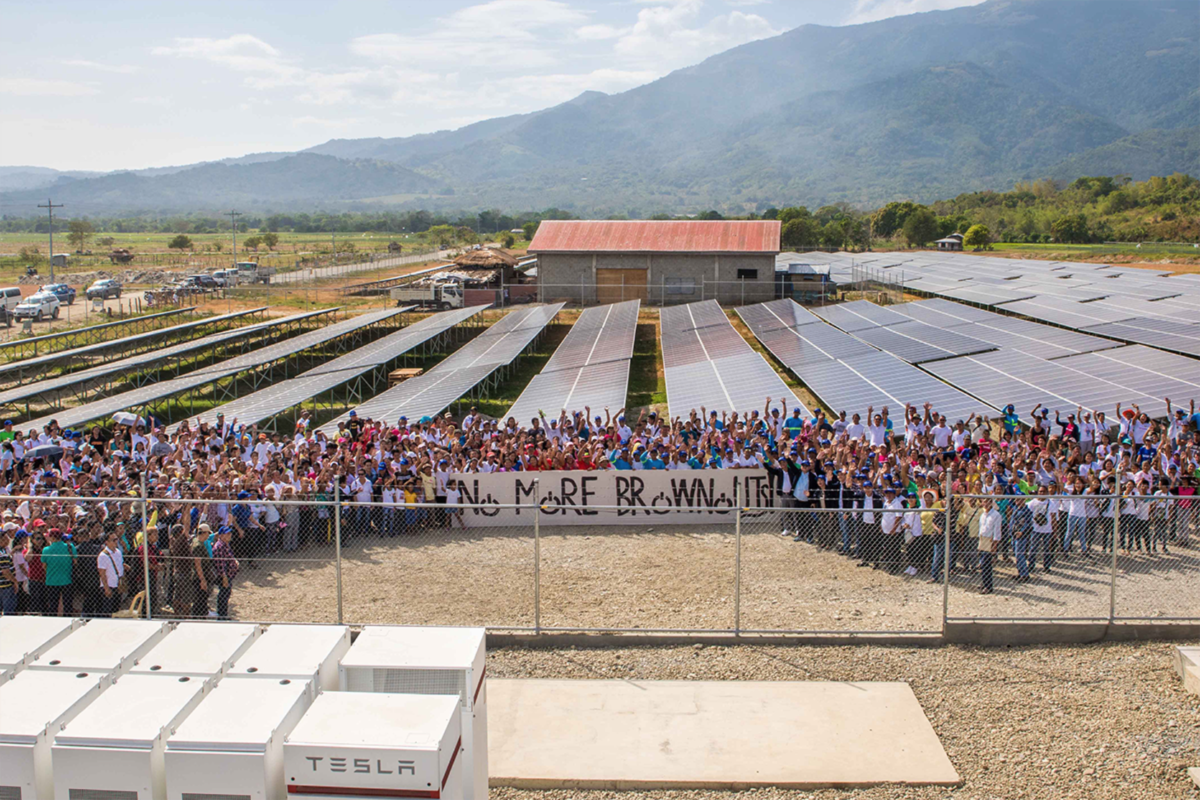 The Solar Para Sa Bayan mini-grids deliver low-cost electricity to consumers at zero cost to the Filipino government. Credit: Solar Philippines