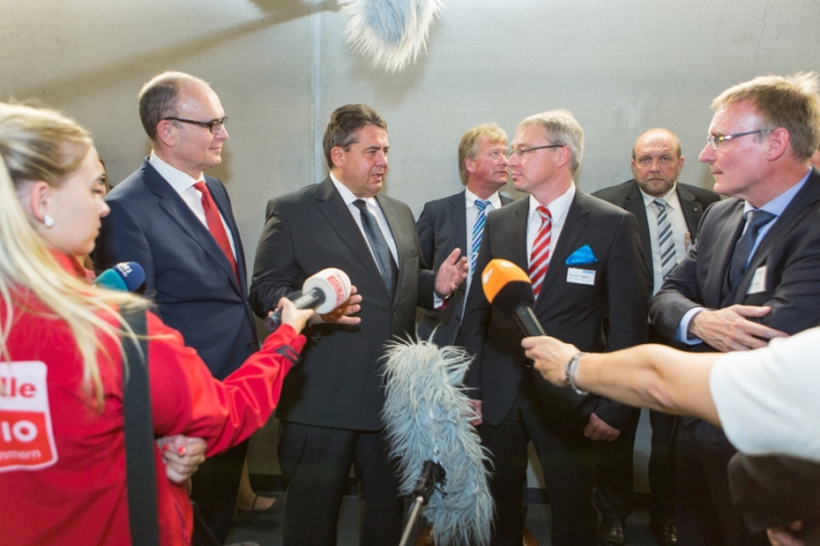 German economy and energy minister Sigmar Gabriel, pictured at the opening of an energy storage facility, will be among the attendees at the Berlin Energy Transition Dialogue. Image: Younicos.