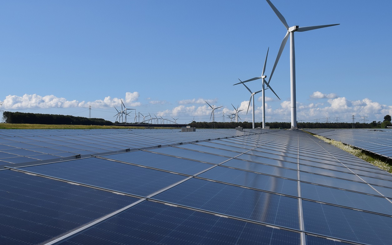 Netherlands puts €130/MWh ‘excess profits’ levy on solar and wind