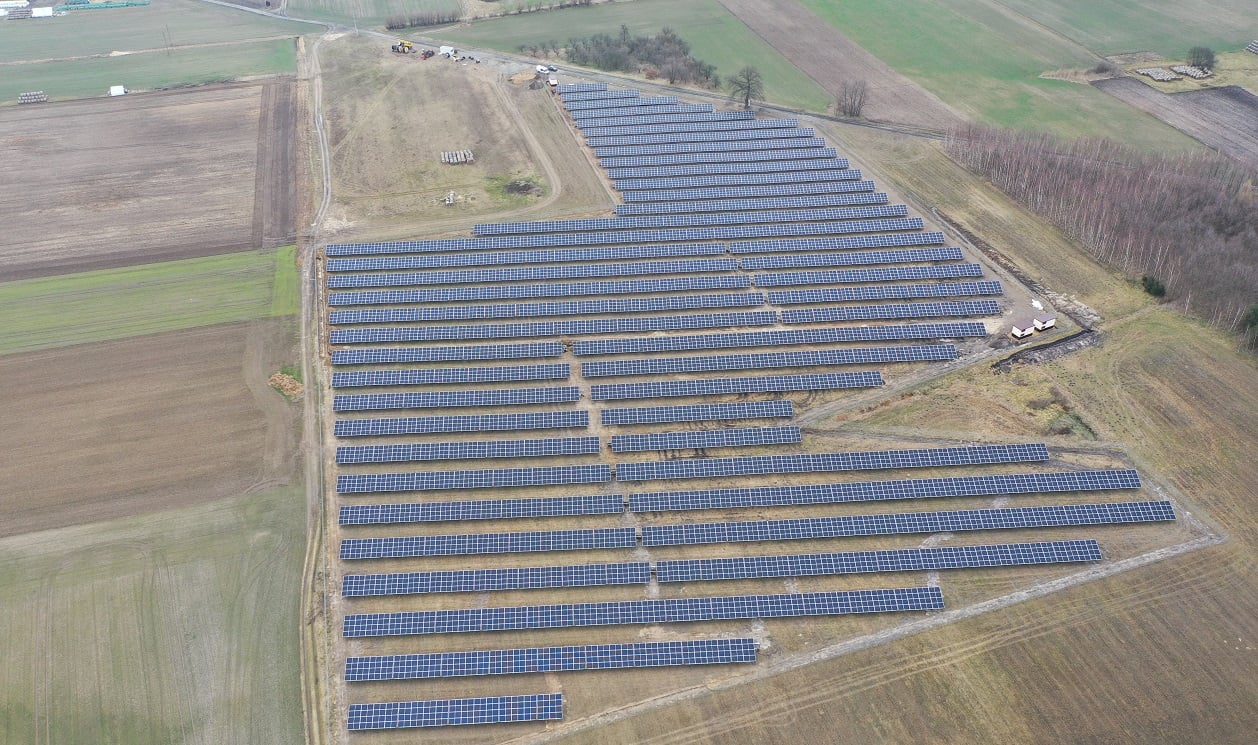 Golden Peaks Capital buduje w Polsce fotowoltaikę o mocy 176 MW, podpisuje umowę VPPA