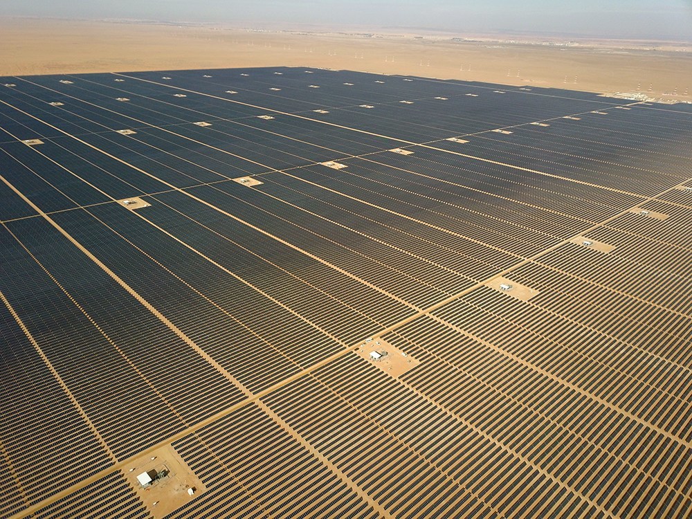Jinko Power تصل إلى الإغلاق المالي لمحطة طاقة شمسية بقدرة 300 ميجاوات في المملكة العربية السعودية