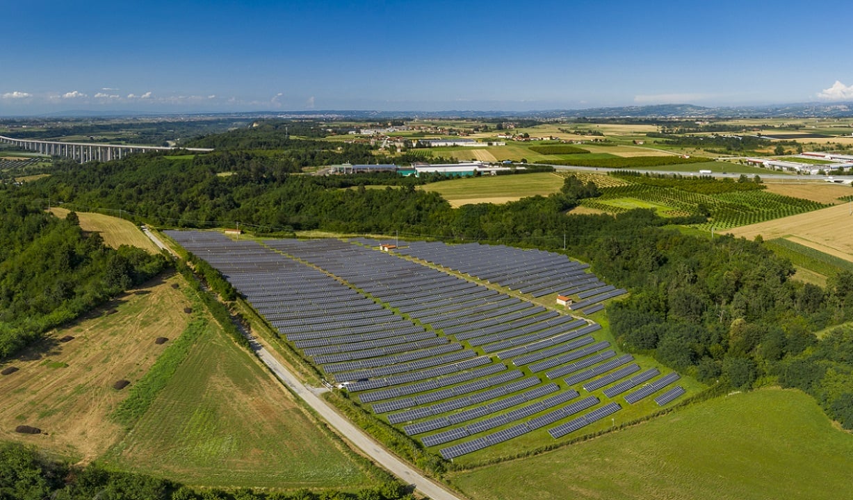 Italia añade 2,3GW de energía solar fotovoltaica en el primer semestre de 2023, un aumento interanual del 129%