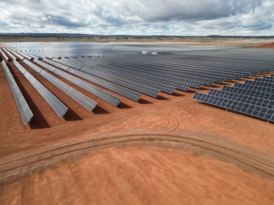 Solar corporate funding sees uptick in Q3 2025 with US$6.5 billion - PV ...