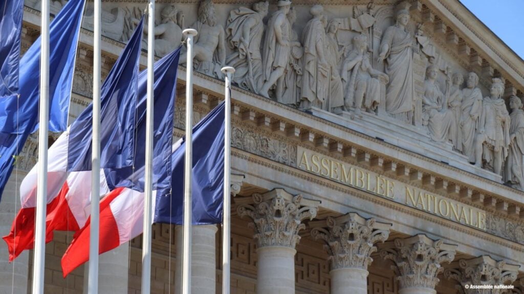 The French National Assembly has rejected a proposal to impose a moratorium on solar and wind projects