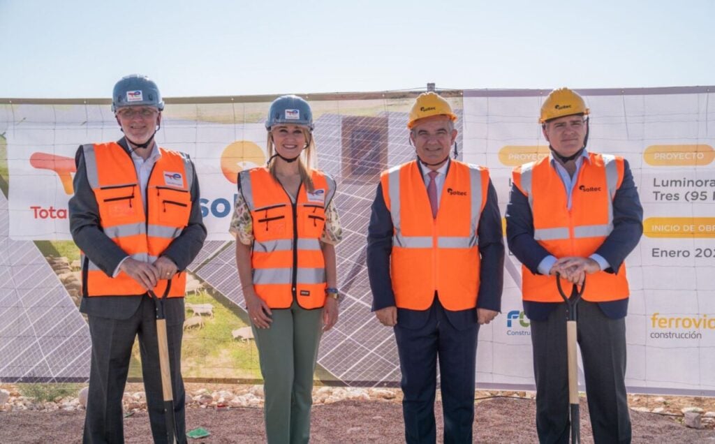 TotalEnergies and Soltec delegates inaugurate the start of construction at a solar PV plant in Spain