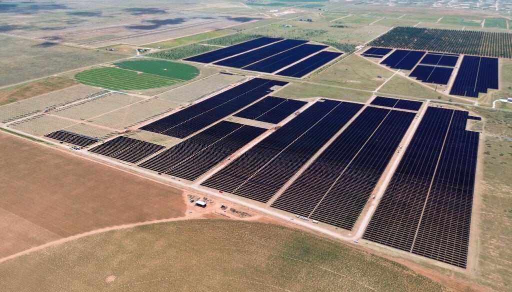 Longroad Energy's 1000 Mile solar project in Texas.